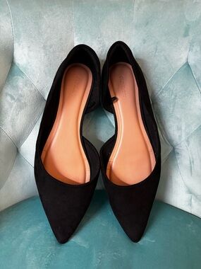Old Navy Black Suede Pointed Flats Size 11